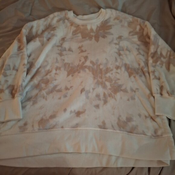 SO Women's Cream, Tan, And Gray Super Soft Oversized Casual Sweatshirt - Picture 3 of 7